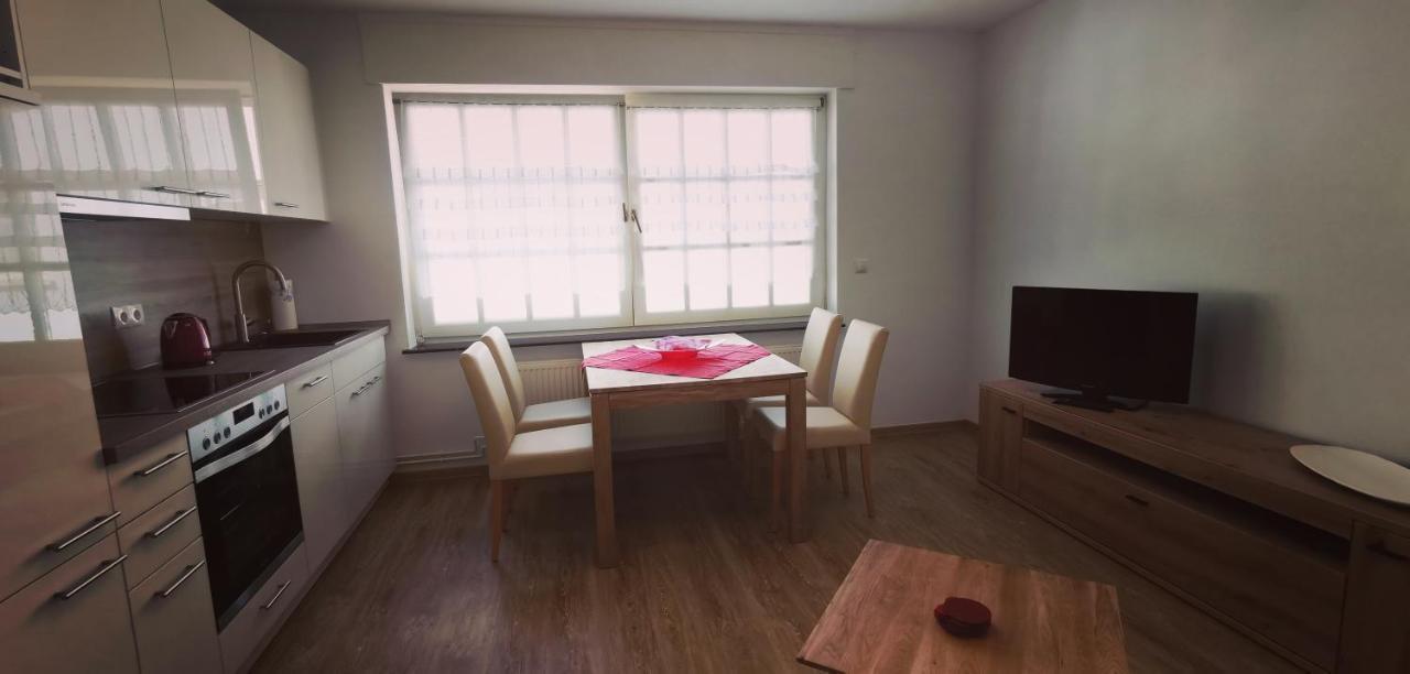 Silvia Huels Apartment Krov Luaran gambar